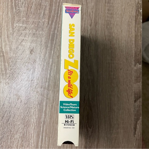 VINTAGE SAN DIEGO ZOO ITS A WILD LIFE VHS - Picture 4 of 5